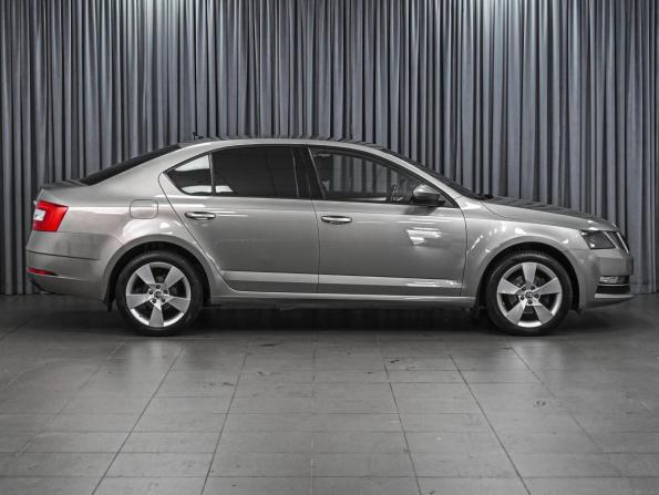 Skoda Octavia III (A7) Рестайлинг с пробегом 2017 года, цена 1 612 000 рублей, 150914 км, лифтбек, Автокод Объявления