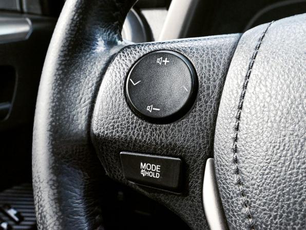 Toyota RAV4 IV (XA40) с пробегом 2013 года, цена 1 950 000 рублей, 120200 км, внедорожник, Автокод Объявления