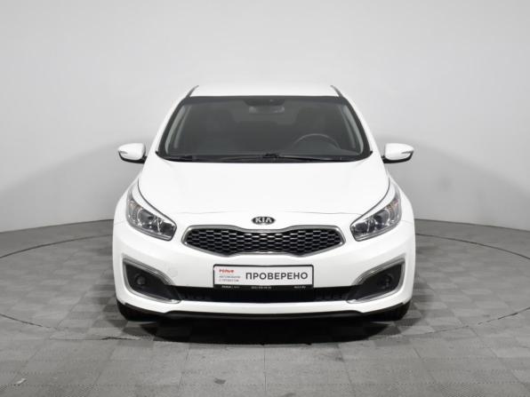 Kia Ceed II Рестайлинг с пробегом 2018 года, цена 1 350 000 рублей, 119360 км, хэтчбек, Автокод Объявления