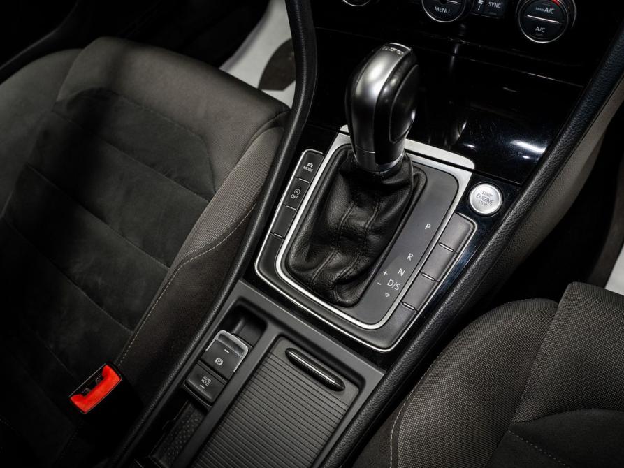 Volkswagen Golf VII Рестайлинг Чита  - изображение 14