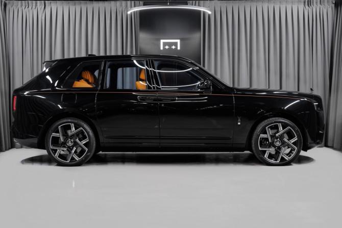Новый Rolls-Royce Cullinan I Рестайлинг 2025 года, цена 68 738 900 рублей, внедорожник, Автокод Объявления