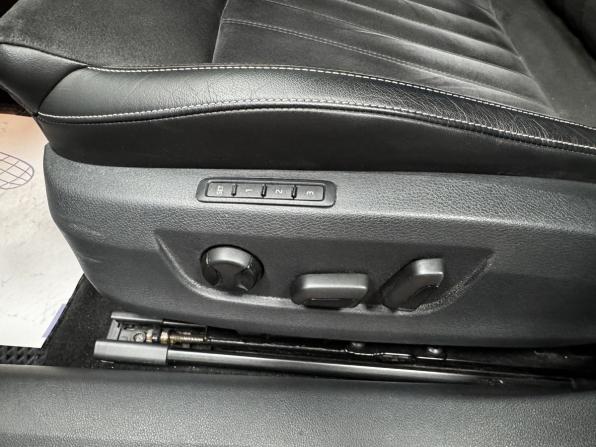 Skoda Superb III Рестайлинг с пробегом 2019 года, цена 2 700 000 рублей, 108063 км, лифтбек, Автокод Объявления