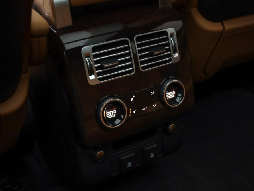 Land Rover Range Rover IV Рестайлинг Санкт-Петербург  - изображение 27