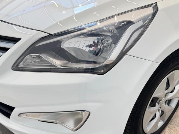 Hyundai Solaris I Рестайлинг с пробегом 2014 года, цена 915 000 рублей, 165133 км, седан, Автокод Объявления