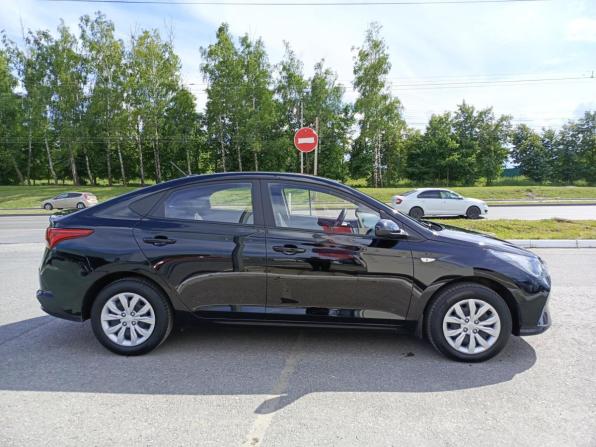 Hyundai Solaris II Рестайлинг с пробегом 2022 года, цена 1 747 000 рублей, 62679 км, седан, Автокод Объявления