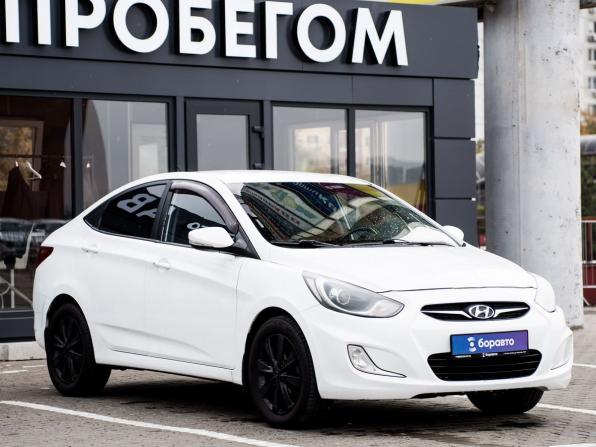 Hyundai Solaris I с пробегом 2012 года, цена 890 000 рублей, 251069 км, седан, Автокод Объявления