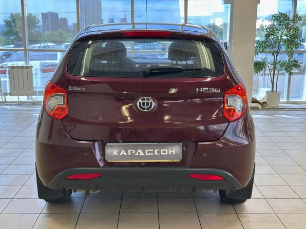 Brilliance H230 с пробегом 2015 года, цена 490 000 рублей, 84614 км, хэтчбек, Автокод Объявления