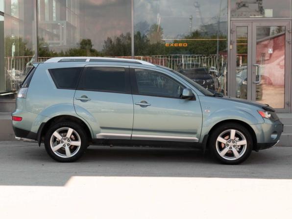 Mitsubishi Outlander II с пробегом 2007 года, цена 1 090 000 рублей, 246220 км, внедорожник, Автокод Объявления