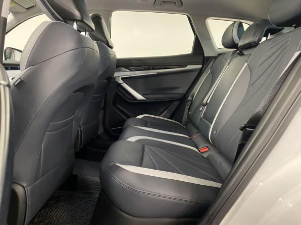 Geely Atlas II с пробегом 2024 года, цена 3 050 000 рублей, 10409 км, внедорожник, Автокод Объявления