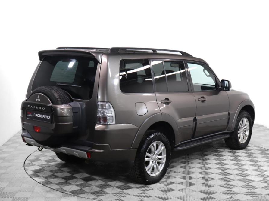 Mitsubishi Pajero IV Рестайлинг 1 Москва  - изображение 5