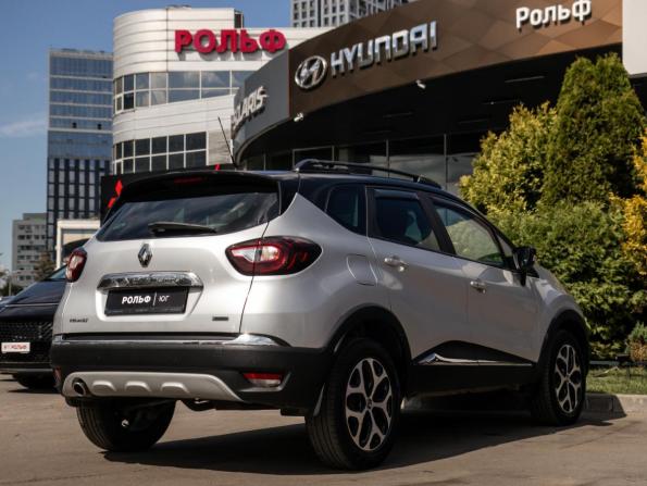 Renault Kaptur I с пробегом 2018 года, цена 1 328 000 рублей, 131046 км, внедорожник, Автокод Объявления