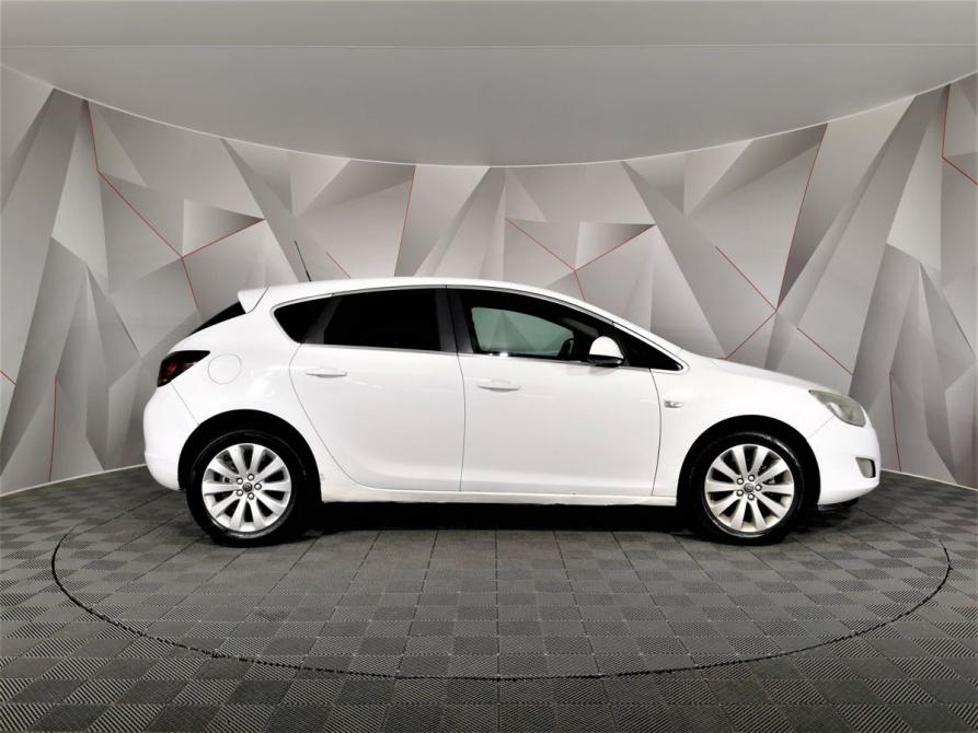 Opel Astra J Москва  - изображение 6