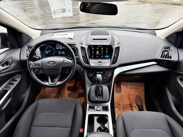 Ford Kuga II Рестайлинг с пробегом 2018 года, цена 1 699 000 рублей, 127400 км, внедорожник, Автокод Объявления