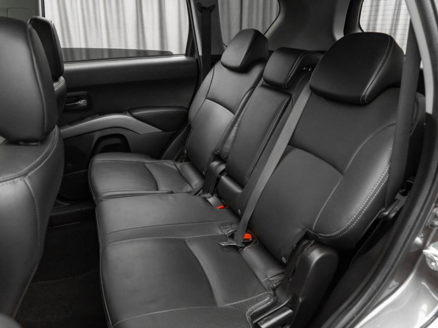 Mitsubishi Outlander II Москва  - изображение 13