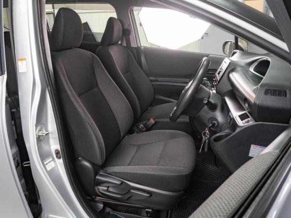 Toyota Sienta II Рестайлинг с пробегом 2019 года, цена 1 569 000 рублей, 94161 км, компактвэн, Автокод Объявления