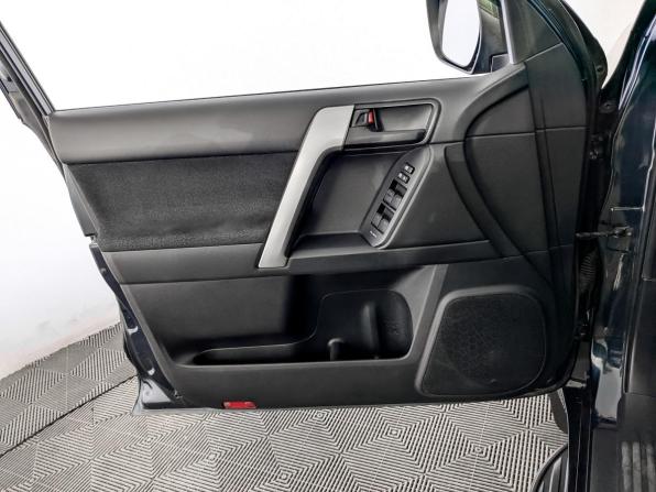 Toyota Land Cruiser Prado 150 Series Рестайлинг 3 с пробегом 2021 года, цена 5 415 000 рублей, 50750 км, внедорожник, Автокод Объявления