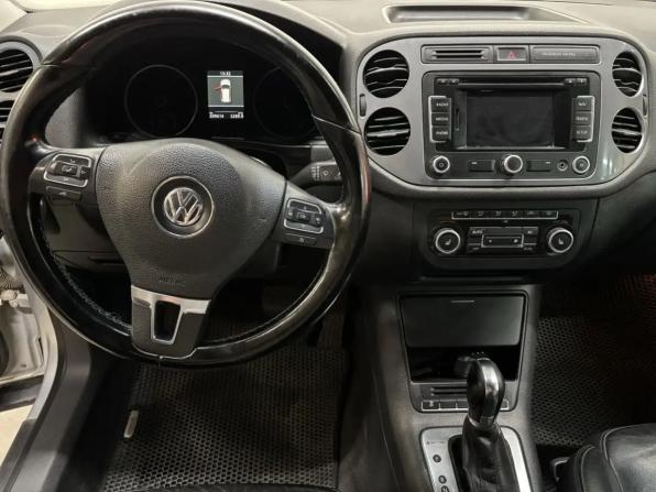 Volkswagen Tiguan I Рестайлинг с пробегом 2011 года, цена 959 000 рублей, 209000 км, внедорожник, Автокод Объявления