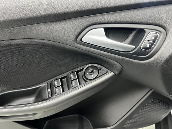 Ford Focus III Рестайлинг с пробегом 2015 года, цена 1 130 000 рублей, 98246 км, хэтчбек, Автокод Объявления