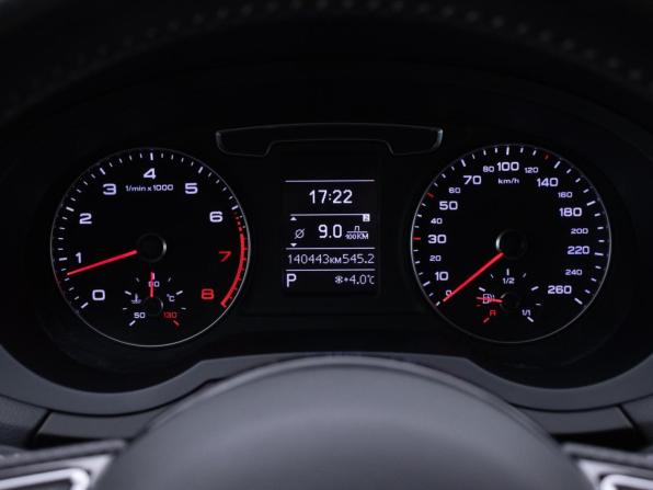 Audi Q3 I (8U) Рестайлинг с пробегом 2018 года, цена 2 210 000 рублей, 140442 км, внедорожник, Автокод Объявления