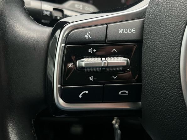 Kia Sorento IV с пробегом 2021 года, цена 3 450 000 рублей, 69500 км, внедорожник, Автокод Объявления