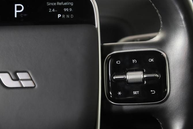 Li Auto (Lixiang) L9 I Рестайлинг с пробегом 2024 года, цена 7 099 000 рублей, 59110 км, внедорожник, Автокод Объявления