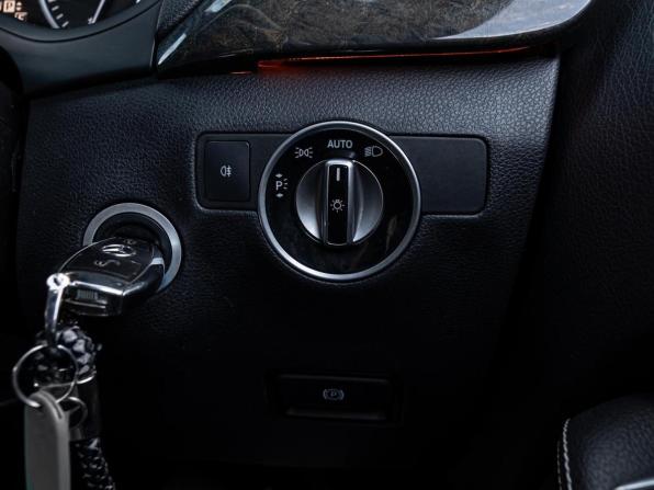 Mercedes-Benz B-Класс II (W246) с пробегом 2013 года, цена 1 078 000 рублей, 156085 км, хэтчбек, Автокод Объявления