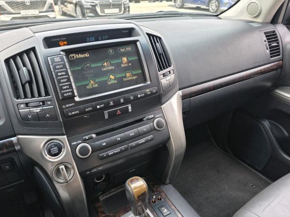 Toyota Land Cruiser 200 Series с пробегом 2009 года, цена 2 415 000 рублей, 203644 км, внедорожник, Автокод Объявления