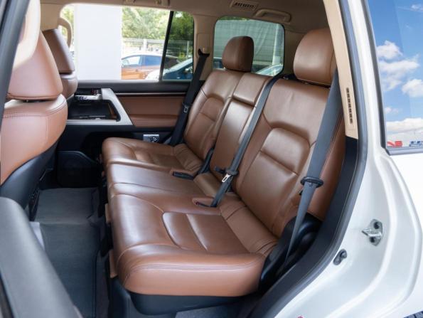 Toyota Land Cruiser 200 Series Рестайлинг 1 с пробегом 2015 года, цена 4 690 000 рублей, 162206 км, внедорожник, Автокод Объявления