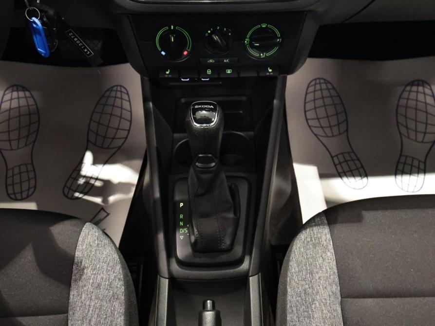 Skoda Rapid I Рестайлинг Курск  - изображение 27