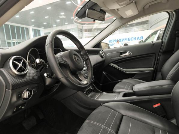 Mercedes-Benz A-Класс III (W176) Рестайлинг с пробегом 2016 года, цена 1 640 000 рублей, 106227 км, хэтчбек, Автокод Объявления