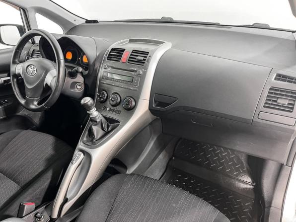 Toyota Auris I с пробегом 2008 года, цена 599 000 рублей, 226640 км, хэтчбек, Автокод Объявления