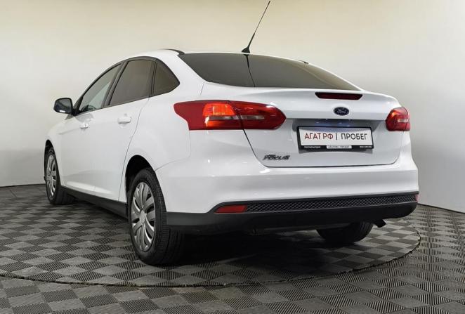 Ford Focus III Рестайлинг с пробегом 2015 года, цена 915 000 рублей, 144540 км, седан, Автокод Объявления