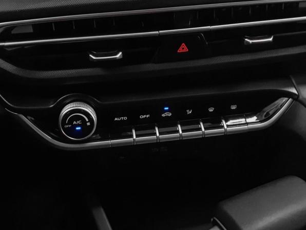 Changan Eado Plus с пробегом 2023 года, цена 1 635 000 рублей, 41600 км, седан, Автокод Объявления