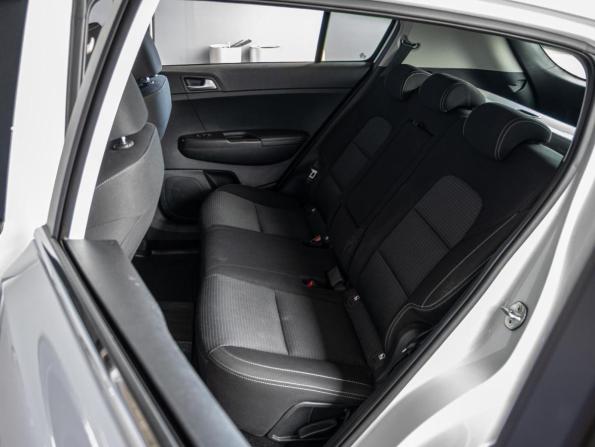 Kia Sportage IV Рестайлинг с пробегом 2019 года, цена 2 210 000 рублей, 119997 км, внедорожник, Автокод Объявления