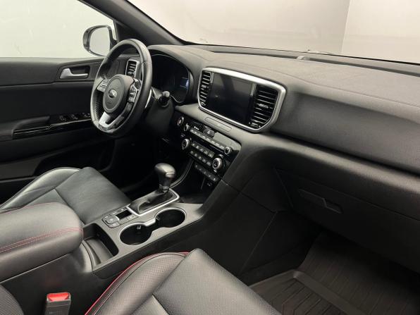 Kia Sportage IV Рестайлинг с пробегом 2021 года, цена 2 555 000 рублей, 103353 км, внедорожник, Автокод Объявления