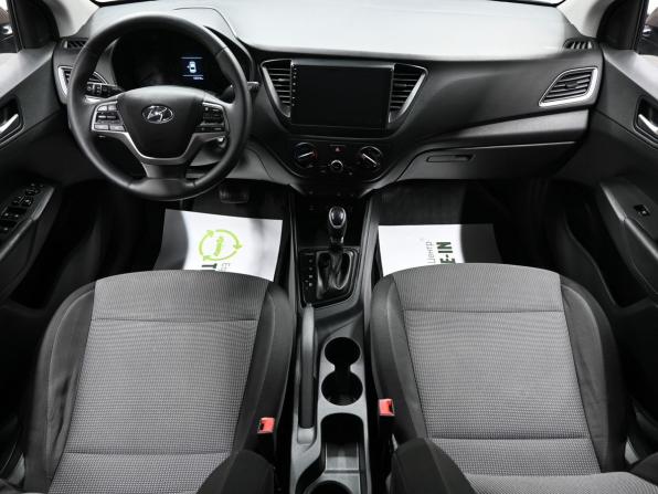 Hyundai Solaris II с пробегом 2019 года, цена 1 195 000 рублей, 125318 км, седан, Автокод Объявления