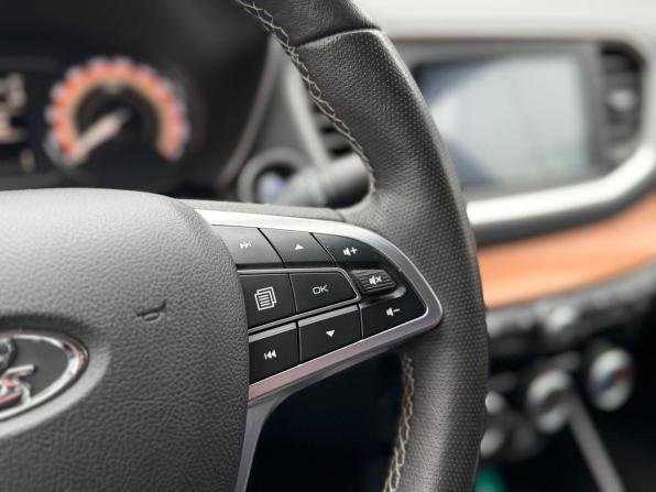 Lada (ВАЗ) Vesta I Рестайлинг (NG) с пробегом 2024 года, цена 1 412 700 рублей, 28411 км, седан, Автокод Объявления