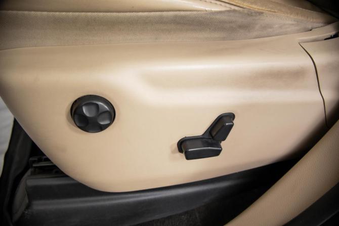 Jeep Cherokee V (KL) с пробегом 2012 года, цена 1 599 000 рублей, 360000 км, внедорожник, Автокод Объявления