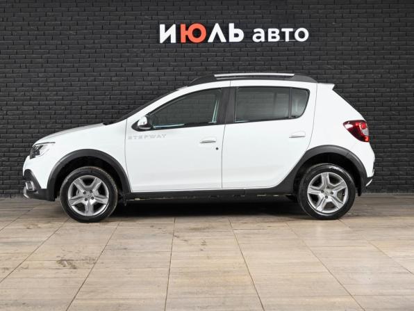 Renault Sandero II Рестайлинг с пробегом 2019 года, цена 1 300 000 рублей, 53001 км, хэтчбек, Автокод Объявления