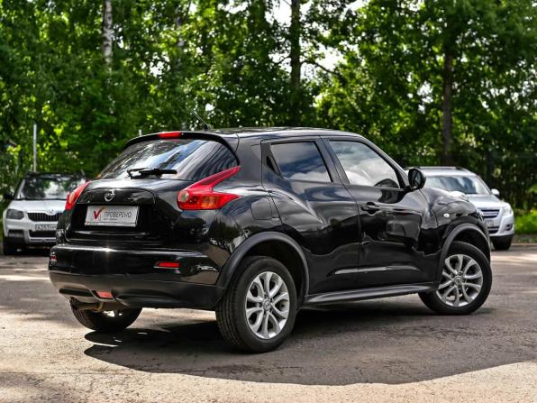 Nissan Juke I с пробегом 2013 года, цена 920 000 рублей, 196662 км, внедорожник, Автокод Объявления