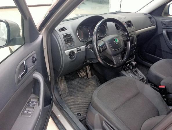 Skoda Yeti I с пробегом 2013 года, цена 970 000 рублей, 147000 км, внедорожник, Автокод Объявления