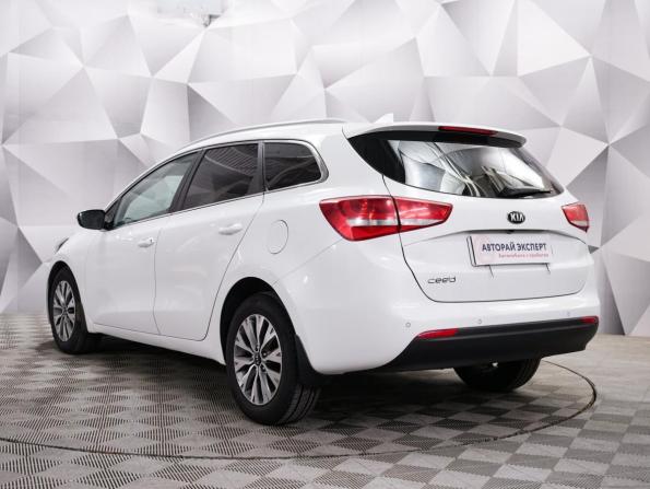Kia Ceed II Рестайлинг с пробегом 2018 года, цена 1 366 000 рублей, 130050 км, универсал, Автокод Объявления