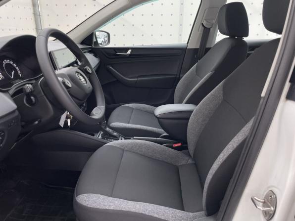 Skoda Rapid II с пробегом 2020 года, цена 1 685 000 рублей, 42163 км, лифтбек, Автокод Объявления