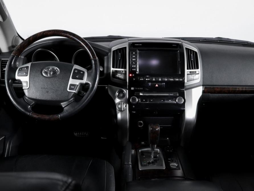 Toyota Land Cruiser 200 Series Рестайлинг 1 Москва  - изображение 12