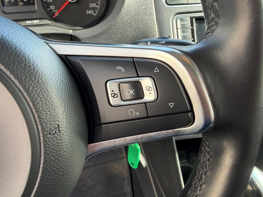 Volkswagen Polo V Рестайлинг Санкт-Петербург  - изображение 10