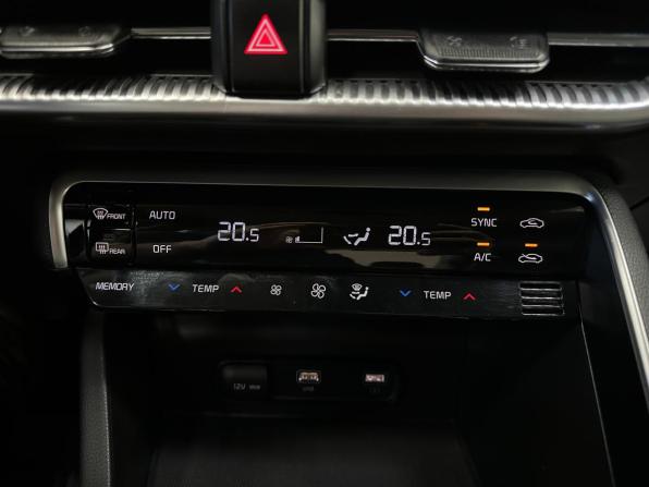 Kia K5 III с пробегом 2020 года, цена 2 340 000 рублей, 132256 км, седан, Автокод Объявления