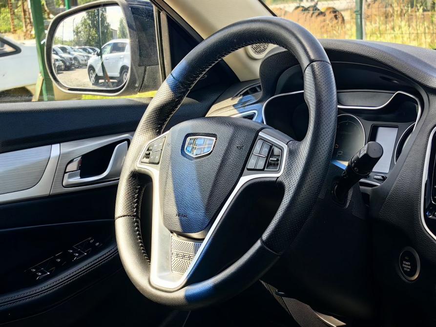 Geely Emgrand X7 I Рестайлинг 2 Санкт-Петербург  - изображение 11