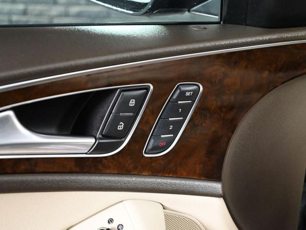 Audi A6 IV (C7) Рестайлинг с пробегом 2016 года, цена 2 400 000 рублей, 114901 км, седан, Автокод Объявления