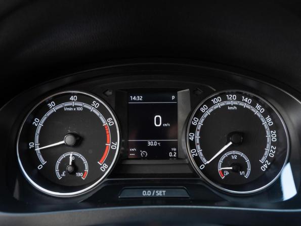 Skoda Rapid I Рестайлинг с пробегом 2019 года, цена 1 649 000 рублей, 85525 км, лифтбек, Автокод Объявления