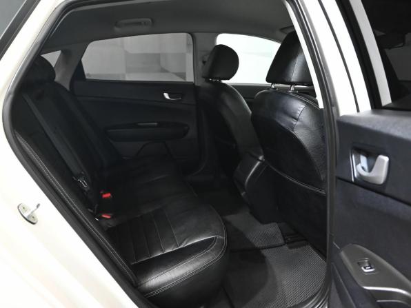 Kia Optima IV Рестайлинг с пробегом 2019 года, цена 2 250 000 рублей, 103473 км, седан, Автокод Объявления